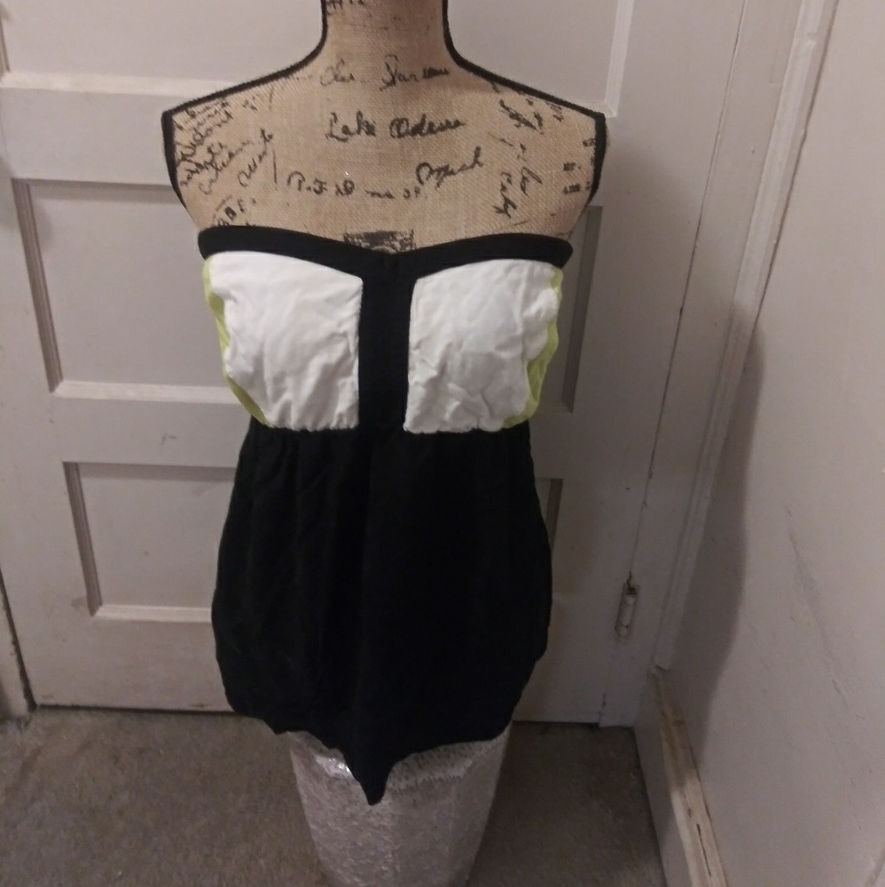 Torrid strapless top